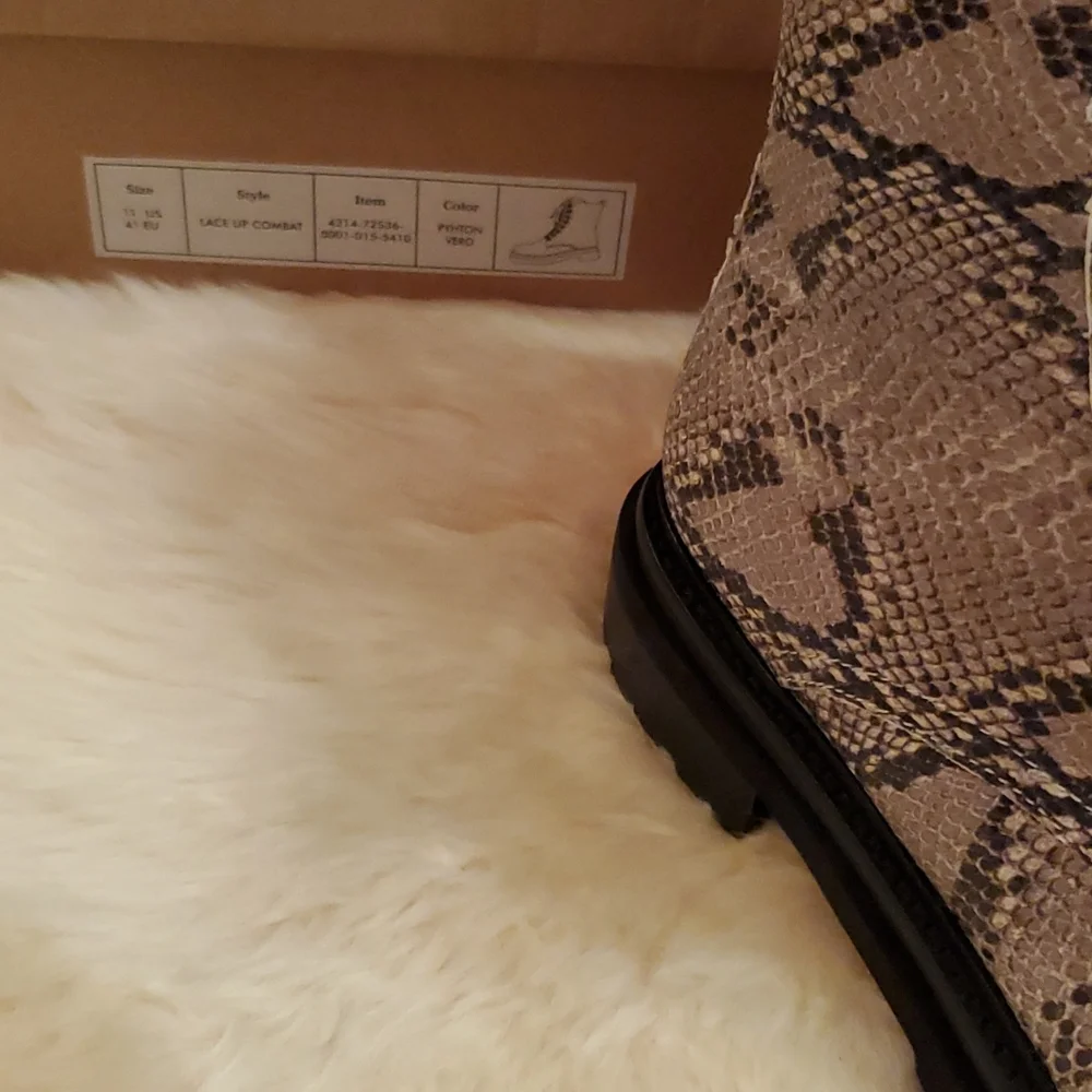 Anthropologie Shane Lace-up Boots- embossed snake - Picture 11 of 12